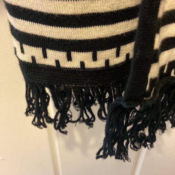 Chicos cardigan, size 3 - Picture 5 of 7